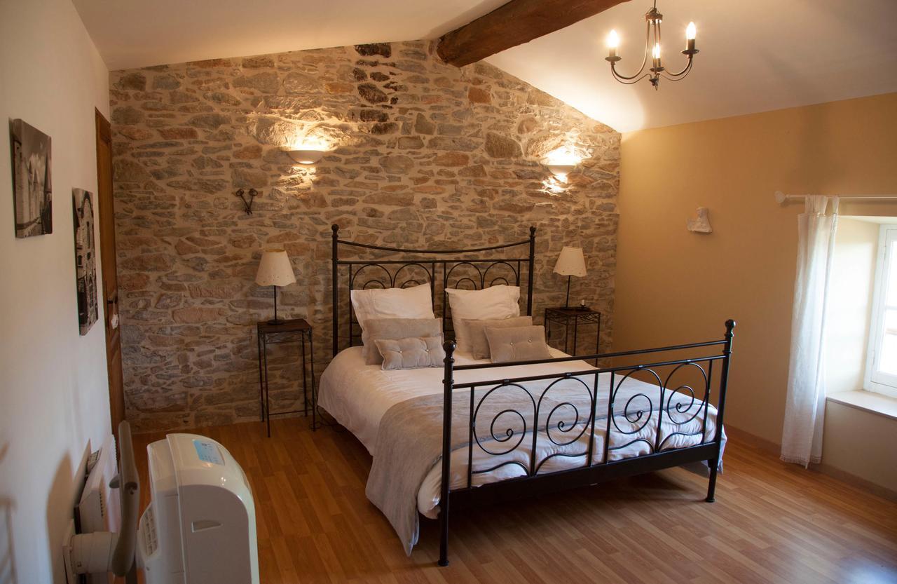 Готель La Belle Minervoise Saint-Frichoux Екстер'єр фото